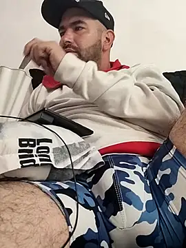 hairyandbigmann online show from 02-15-26, 07:10