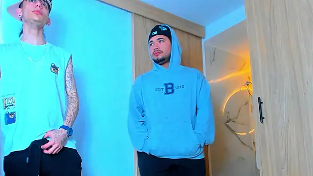 Snapshot of TheBatMansion chatting on 02-15-26, 07:54 TheBatMansion online show from 02-15-26, 07:54