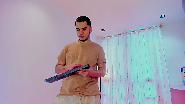 TheBatMansion online show from 04-18-26, 10:32