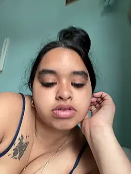 Aloyenita online show from 05-07-26, 10:53