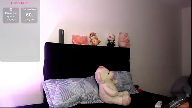 angel naturall online show from 02-06-26, 05:49