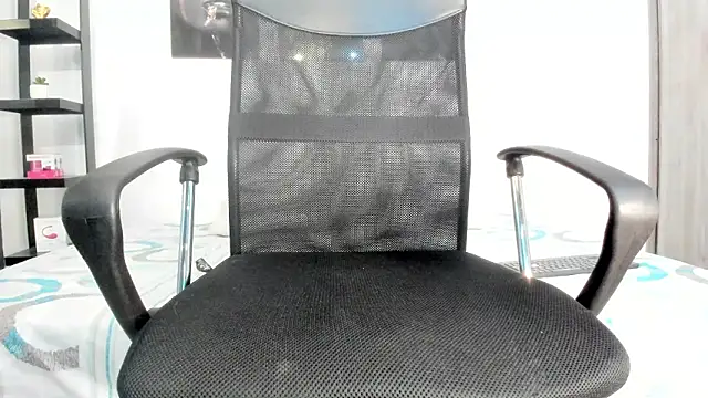 Snapshot of milo_cruz_ chatting on 03-31-26, 05:08 milo cruz online show from 03-31-26, 05:08