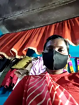 Snapshot of Chanchal_pande chatting on 02-08-26, 12:08 Chanchal pande online show from 02-08-26, 12:08