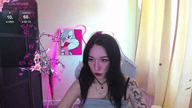 Snapshot of AliceeinWonderlanddd chatting on 02-03-26, 06:22 AliceeinWonderlanddd online show from 02-03-26, 06:22