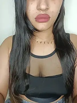 SAVITA-STRIP online show from 07-22-26, 05:38