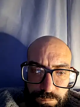 Robsonitj90 online show from 06-07-26, 06:17