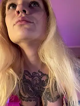 BlondeDoll  online show from 02-05-26, 05:12