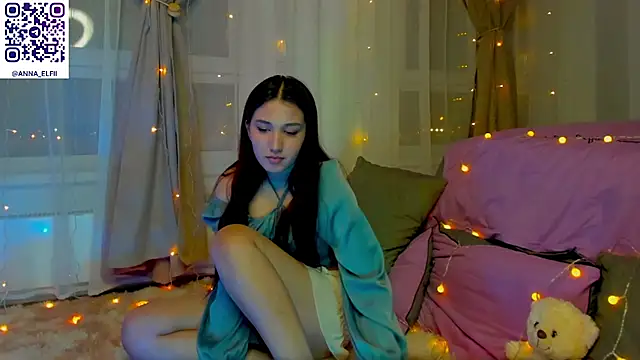 Anna Elfii online show from 01-31-26, 07:11