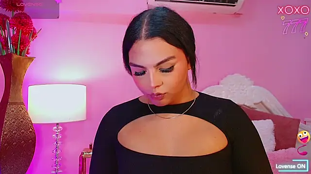 Maia Hotts online show from 04-02-26, 09:01