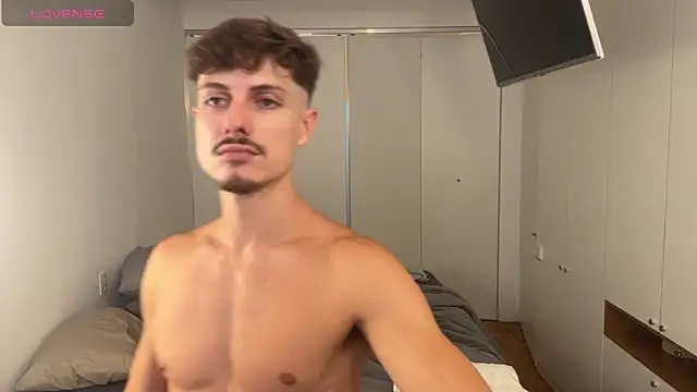 vitoraugustoxxx online show from 02-26-26, 05:12