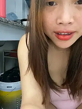 Emxinhka1 online show from 07-17-26, 03:46