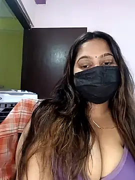 Aliya Hott online show from 04-30-26, 05:25