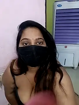 Snapshot of Aliya_Hott chatting on 05-03-26, 06:19 Aliya Hott online show from 05-03-26, 06:19