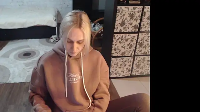 Your guilty pleasure1 online show from 02-11-26, 04:34