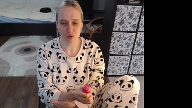 Your guilty pleasure1 online show from 03-02-26, 08:43