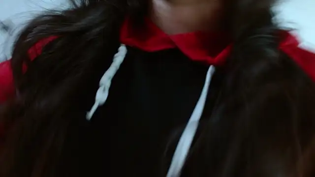 Snapshot of ElaMurray02 chatting on 02-05-26, 03:38 ElaMurray02 online show from 02-05-26, 03:38