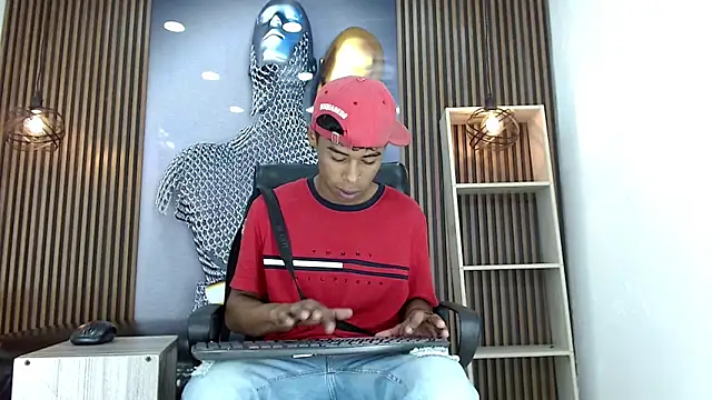 TonnyMarck online show from 03-01-26, 01:57