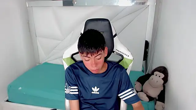 Liarr  online show from 02-26-26, 08:19