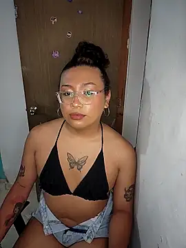 Kendallmafia online show from 04-22-26, 08:10