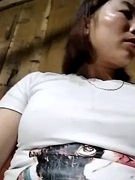 Ella-aa online show from 02-06-26, 01:14