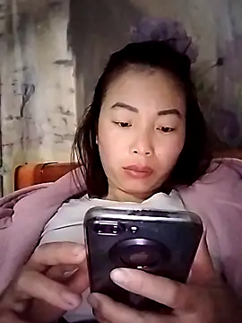 Ella-aa online show from 03-10-26, 09:42