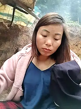 Ella-aa online show from 03-17-26, 09:34