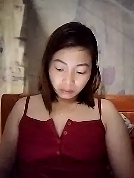 Ella-aa online show from 04-19-26, 07:38