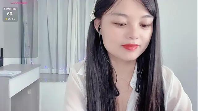 Snapshot of xianxian-baby chatting on 05-18-26, 05:52 xianxian-baby online show from 05-18-26, 05:52