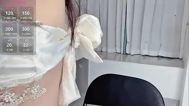 Snapshot of xianxian-baby chatting on 05-26-26, 06:15 xianxian-baby online show from 05-26-26, 06:15