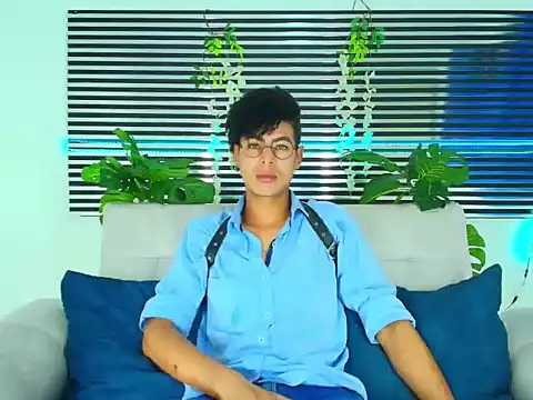 ThiiagoSaeenz online show from 02-02-26, 01:32