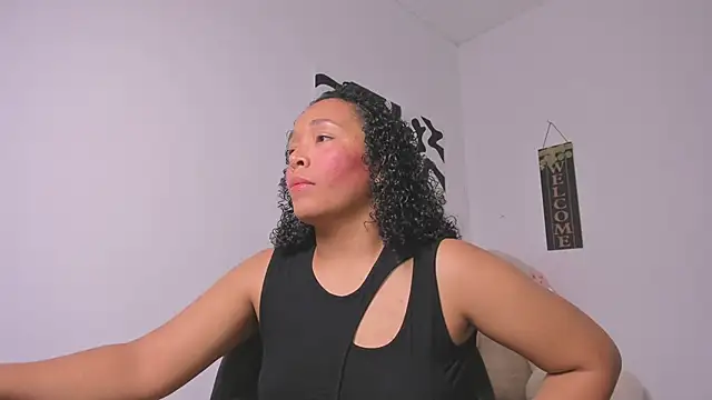 Nia13 online show from 04-17-26, 04:59