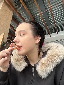 Snapshot of MiaTee chatting on 03-03-26, 04:18 MiaTee online show from 03-03-26, 04:18