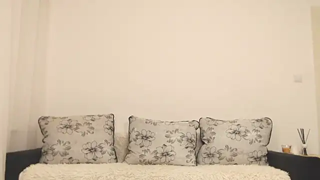 ladydiavolasquirt online show from 01-10-25, 04:09