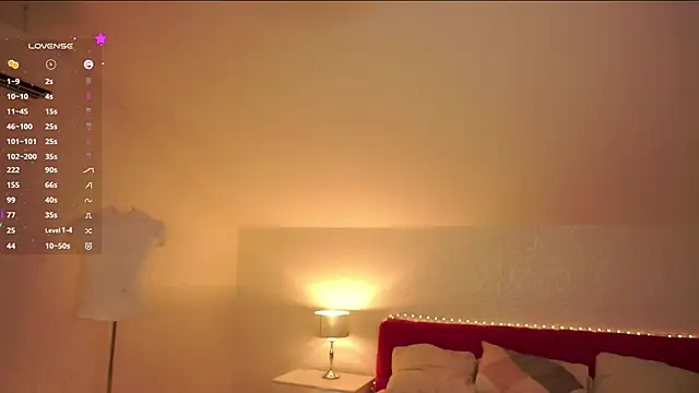 CassieMauzy online show from 04-05-26, 06:16