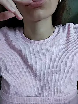 Snapshot of sukinira chatting on 02-06-26, 04:39 sukinira online show from 02-06-26, 04:39