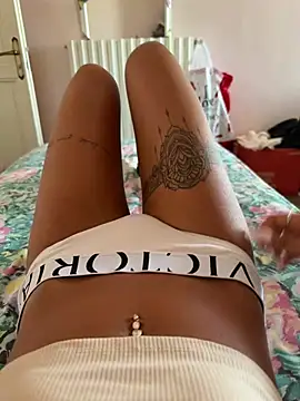 Snapshot of Lorella345 chatting on 07-15-26, 11:15 Lorella345 online show from 07-15-26, 11:15