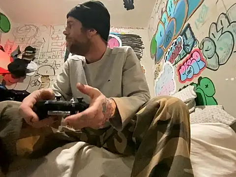 gothboiplzty online show from 03-04-26, 06:41