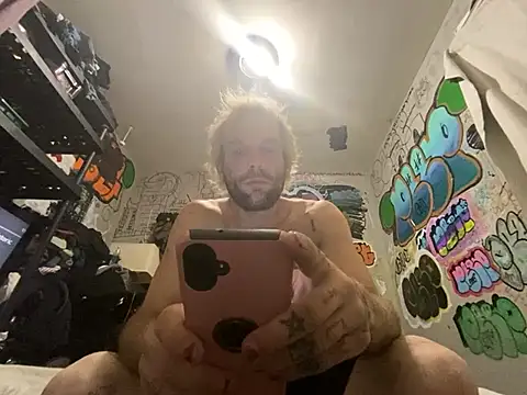 gothboiplzty online show from 07-04-26, 04:18