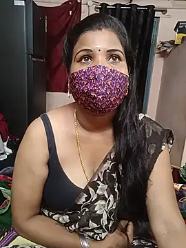 Snapshot of Madhusri_Tamil_Telugu chatting on 06-25-26, 04:22 Madhusri Tamil Telugu online show from 06-25-26, 04:22
