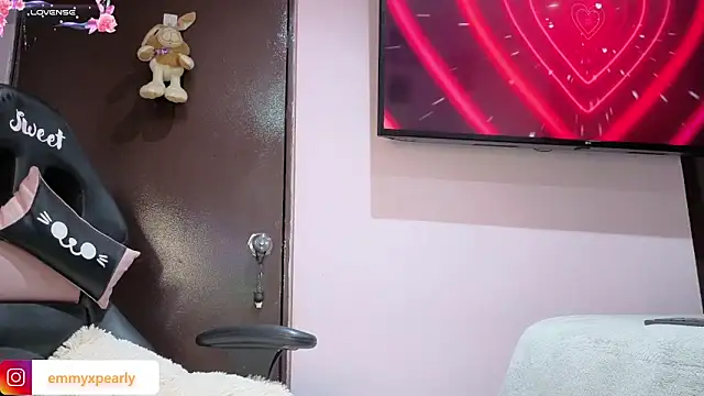 emyxpearly online show from 03-02-26, 07:15