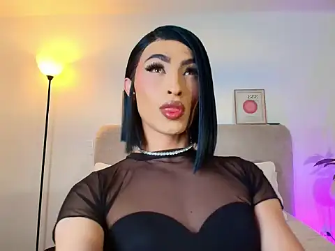 Snapshot of KarolPortellaa chatting on 02-17-26, 12:07 KarolPortellaa online show from 02-17-26, 12:07