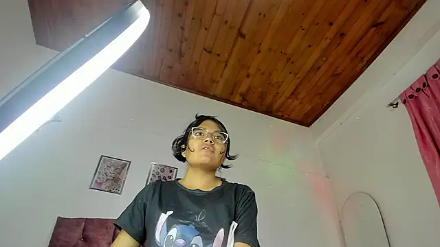 luna velveth online show from 02-21-26, 01:39