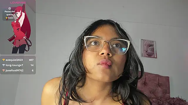 luna velveth online show from 03-21-26, 08:19