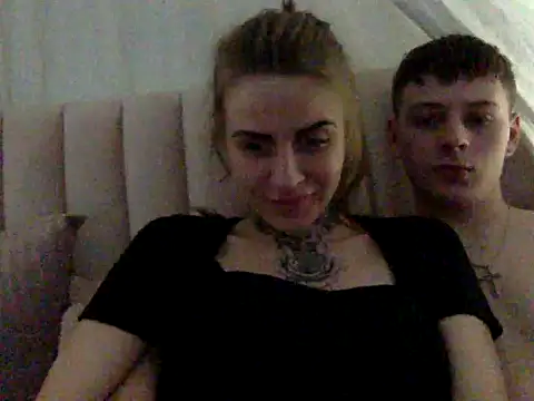 Carlos18loverboyfriend online show from 03-28-26, 02:49