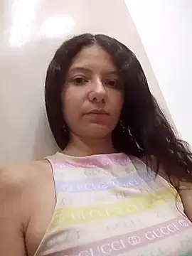 sofy bonnet online show from 02-15-26, 03:31