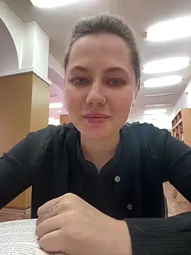 AsynaYuuki online show from 03-04-26, 12:22