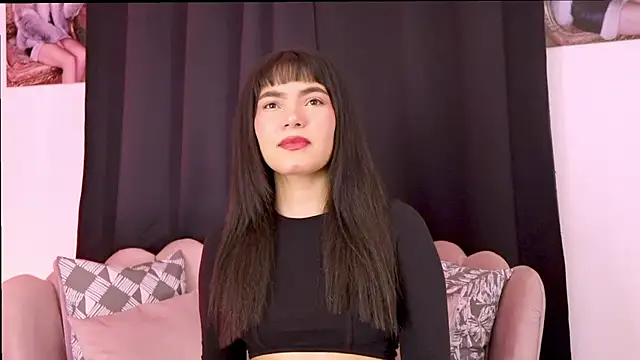 dakotacollins  online show from 05-28-26, 02:42
