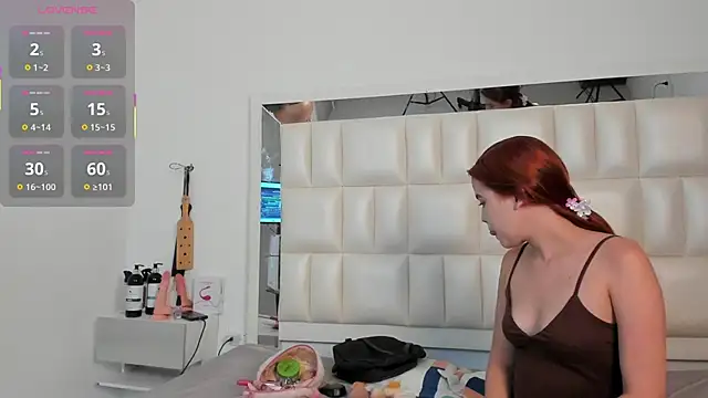 liorah wolf online show from 06-15-26, 08:22