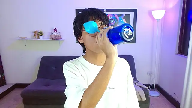 Maecum18 online show from 02-17-26, 08:48