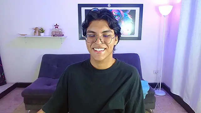 Maecum18 online show from 03-05-26, 08:49